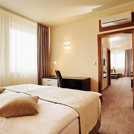 Privilege - Empire Hotels Group Kassa Kültér fotó