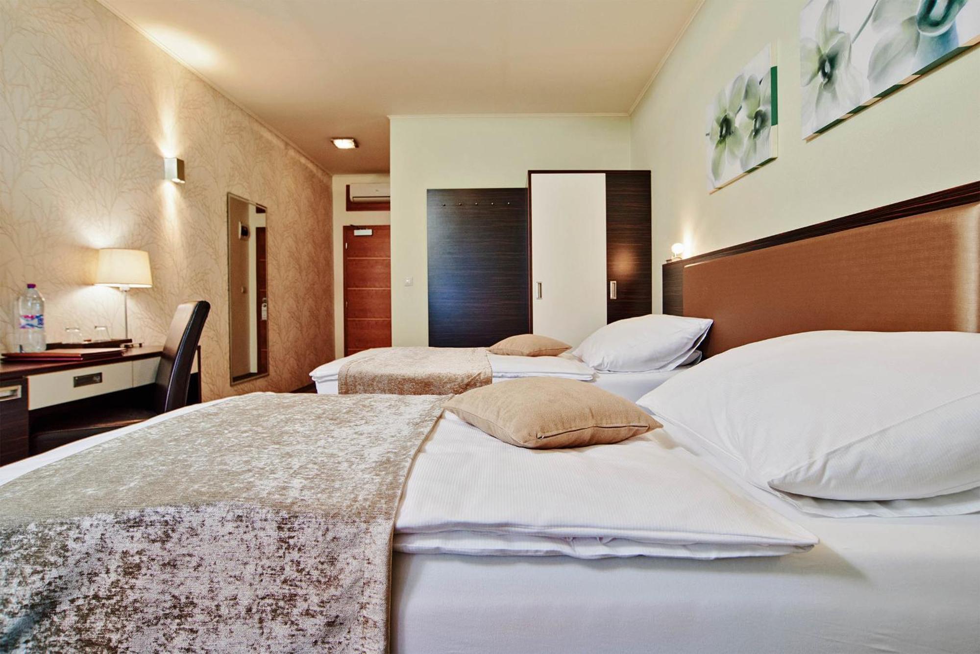 Privilege - Empire Hotels Group Kassa Kültér fotó