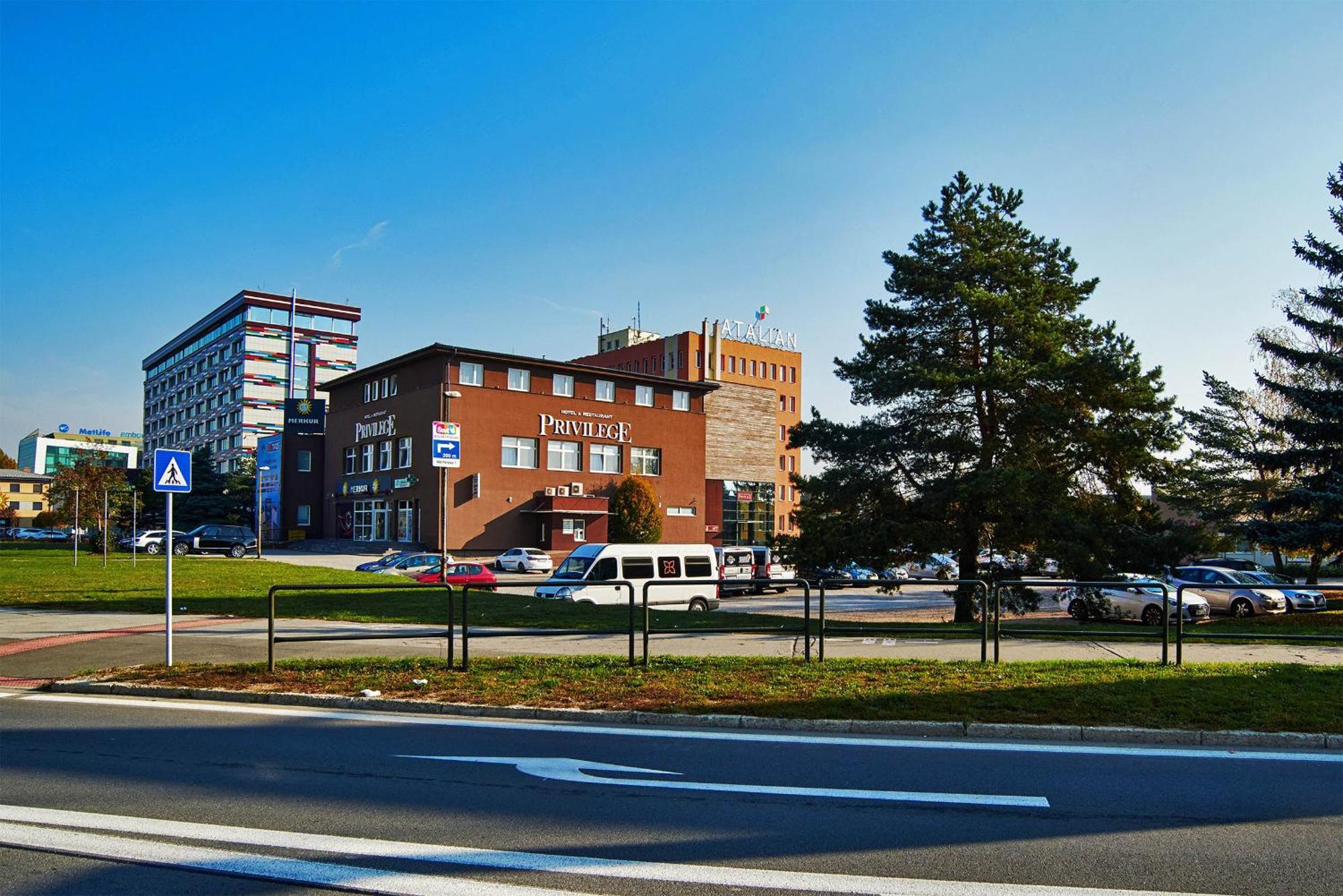 Privilege - Empire Hotels Group Kassa Kültér fotó