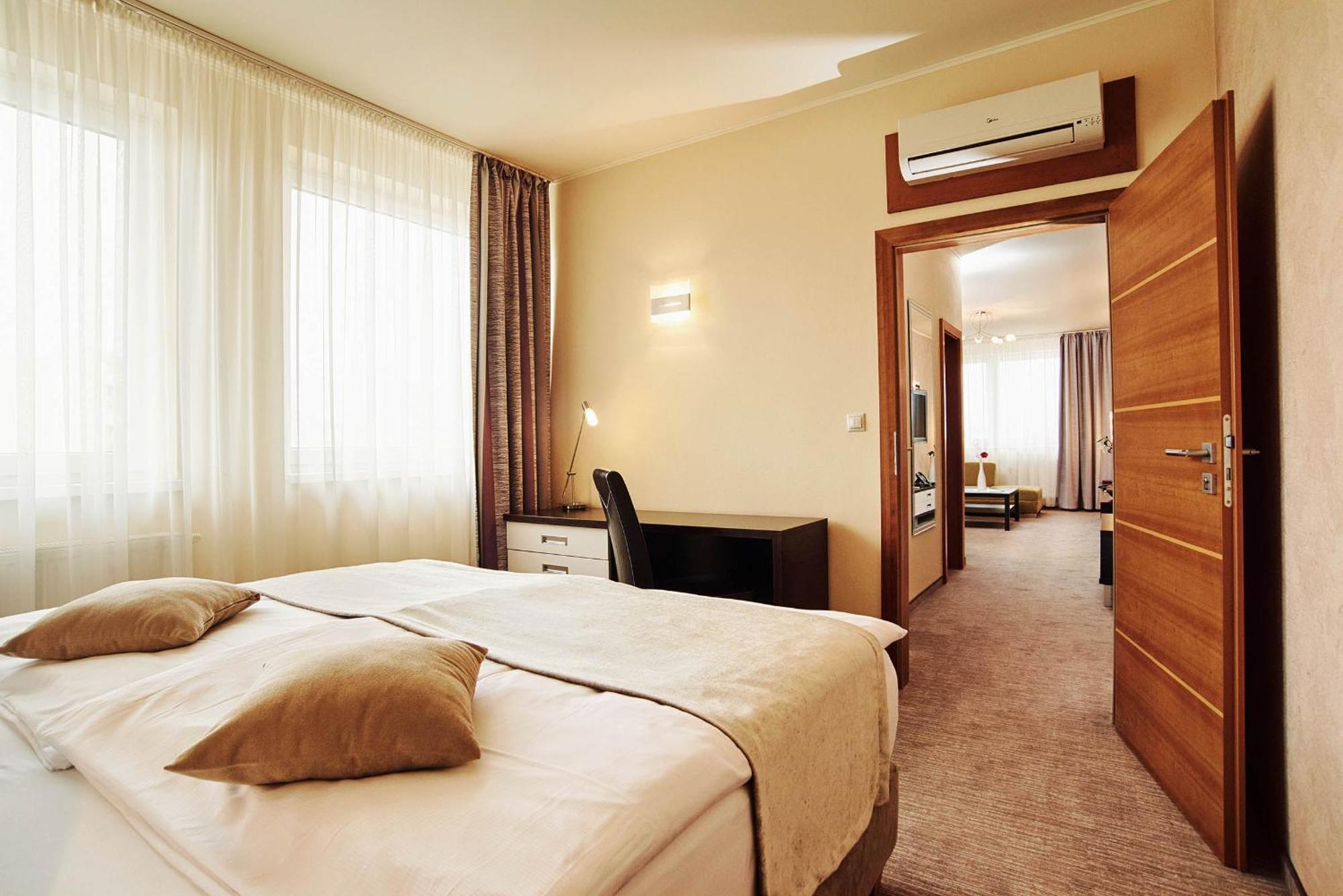 Privilege - Empire Hotels Group Kassa Kültér fotó