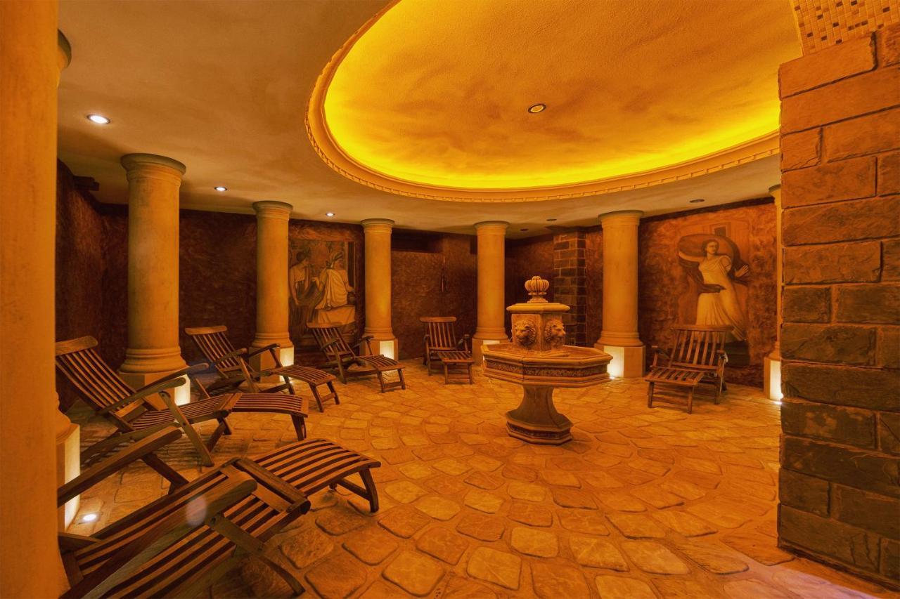 Privilege - Empire Hotels Group Kassa Kültér fotó